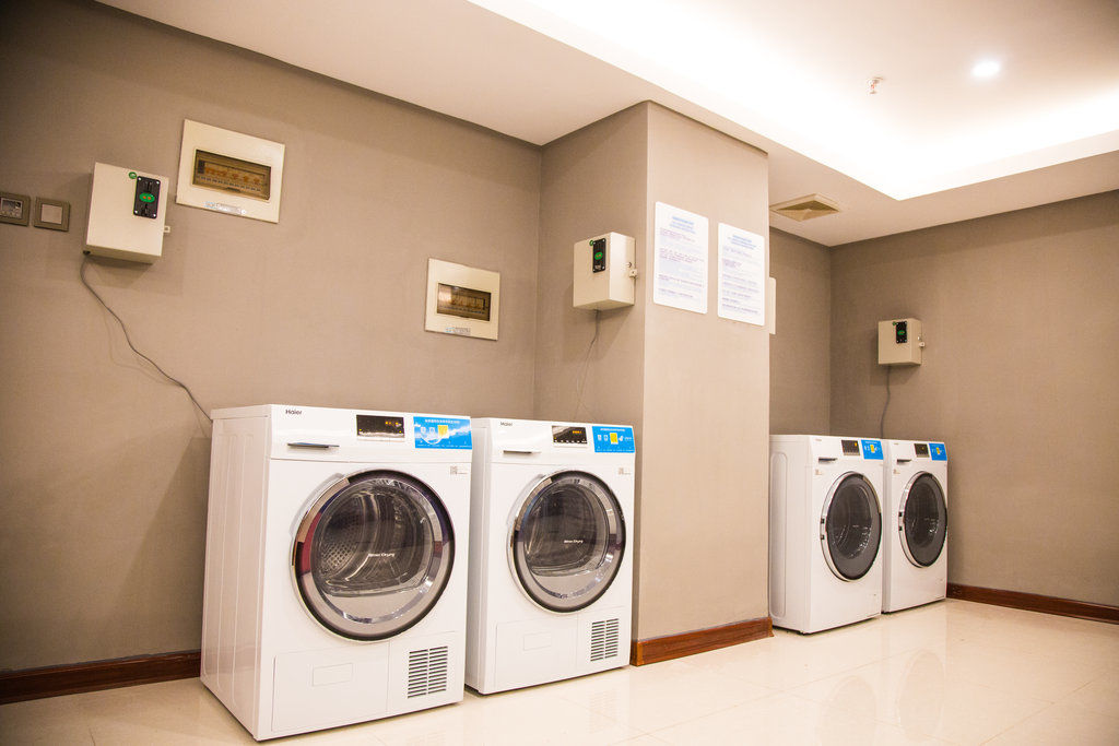 Holiday Inn Express Nanjing Xuanwu Lake, an IHG Hotel Bagian luar foto